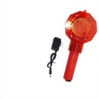 Feu de signalisation portatif rechargeable à LED réfléchissant pour cône de signalisation routière, idéal pour les chantiers de construction nocturnes et les zones de signalisation de circulation.