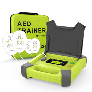 Dispositif de formation AED rechargeable à longue autonomie XFT-120G certifié CE/ISO13485 avec électrodes pour adultes et enfants, modèle anatomique - Product Image 3