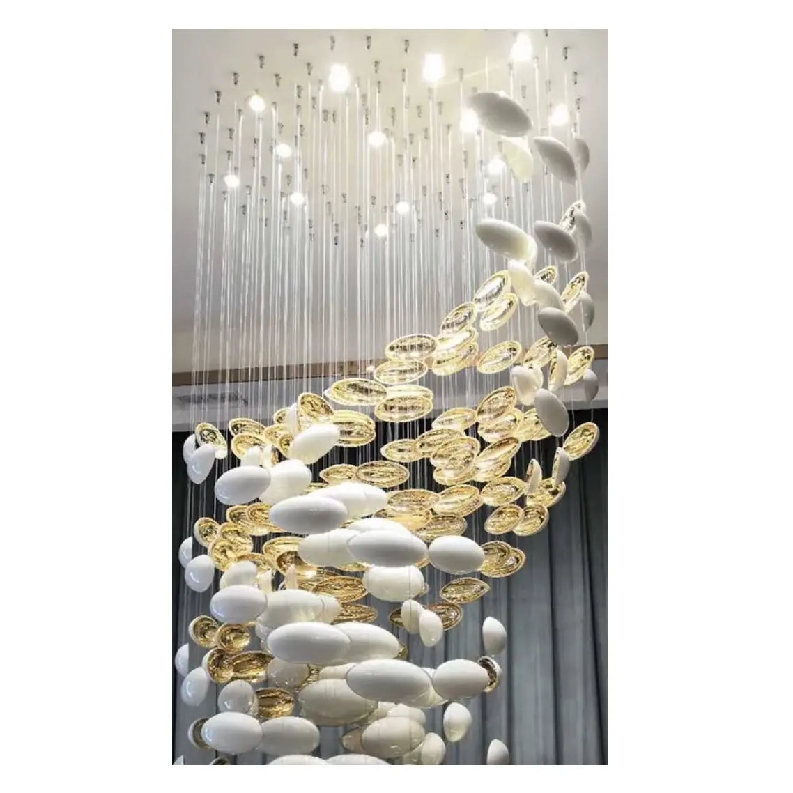 Candelabro LED de cristal postmoderno, iluminación creativa de lujo para escaleras y sala de estar