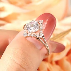 Conjunto de Halo cuadrado de diamante cultivado en laboratorio redondo de oro sólido de 14K, anillo de compromiso, regalo para fiestas de boda, joyería fina única para mujer - Product Image 3