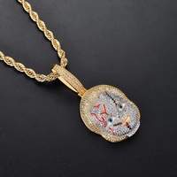Collar con colgante de muñeca de terror de dos tonos de latón con circonitas cúbicas, estilo hip hop, para fiesta de Halloween, personaje de película