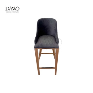 <span class=keywords><strong>Tabouret</strong></span> <span class=keywords><strong>de</strong></span> <span class=keywords><strong>bar</strong></span> <span class=keywords><strong>de</strong></span> luxe en velours gris avec structure en acier inoxydable or rose et revêtement en velours <span class=keywords><strong>pour</strong></span> mariage et hôtel - Product Image 3