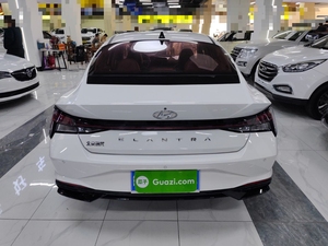 Guazi <span class=keywords><strong>2022</strong></span> Gran Oferta Hyun-dai <span class=keywords><strong>Elantra</strong></span> 1.5L CVT TOP Sedán de Gama Alta, Vehículo Compacto de Bajo Consumo, Volante a la Izquierda, Usado - Product Image 2