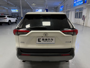 Auto Usado, Modelo 2020, 2.0L, 2WD Edición Fashion PLUS, Toyota RAV4 - Product Image 3