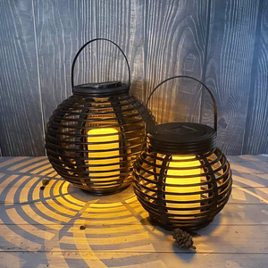 Ensemble de lanternes solaires rondes en forme de boule 2024, aspect rotin, décoration de jardin d'extérieur, lanterne suspendue en rotin - Product Image 4