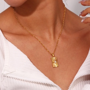 Dingran Fashion tarocchi collana 18k Pvd placcato oro gioielli in acciaio inossidabile collana zircone bijoux acier inoxydable <span class=keywords><strong>2</strong></span> - Product Image 3