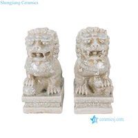 Statues de chiens chinois RXCL33-A, paire, en céramique blanche antique, lions craquelés, sculpture de chiens Foo, décoration intérieure