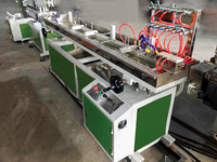 Ligne d'extrusion HOPE à vis simple PLC multi-matériaux PP PE PU PS PC pour la production de profilés à haute productivité
