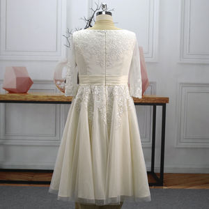 Personnalisation rapide élégante Simple mère <span class=keywords><strong>de</strong></span> <span class=keywords><strong>la</strong></span> mariée <span class=keywords><strong>grande</strong></span> <span class=keywords><strong>taille</strong></span> à manches longues col en V dentelle fleurs courte Mini robes <span class=keywords><strong>de</strong></span> mariée <span class=keywords><strong>robe</strong></span> - Product Image 3