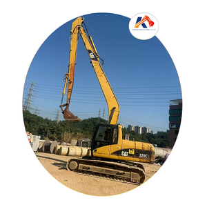 Excavatrice d'occasion CAT 320CL 20T pour travaux de construction, avec bras long de 18 m, moteur hydraulique stable, performances fiables, usage intensif. - Product Image 1