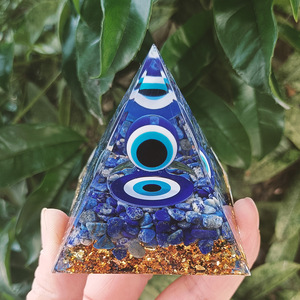 Ornement Pyramidal en Cristal Œil Turc, Décoration de Bureau en Résine, Artisanat Feng Shui, Cadeau pour Salon - Product Image 4