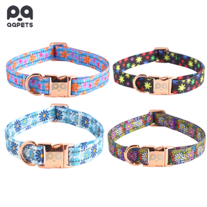 Collar para Perro Grande, Mediano y Pequeño, Moderno, con Iones Negativos, Suave y Ajustable, Hebilla de Metal Dorado Claro, Correa de Poliéster Estampada y Colorida - Product Image 1