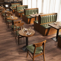 Ensemble de meubles de restaurant en bois pour café moderne, canapé, banquette, chaise et table pour hôtel et salon
