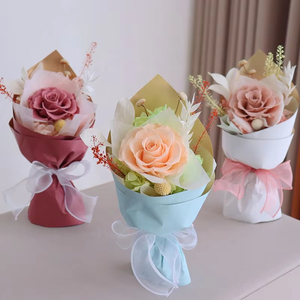 Bouquet di Fiori Stabilizzati Personalizzabili all'Ingrosso dalla Fabbrica - Rose Vere Stabilizzate di Tendenza 2026 per Centrotavola e Decorazioni Nuziali - Product Image 3