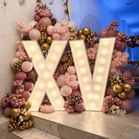 Lettres géantes lumineuses LED, lettres en alphabet 3D avec ampoules pour la décoration de mariage, d'anniversaire, d'événements et de fêtes