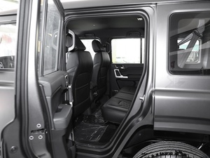 Nouvelle voiture BAW 212 T01 <span class=keywords><strong>SUV</strong></span> Beijing 212 t01 cross <span class=keywords><strong>SUV</strong></span> classique <span class=keywords><strong>SUV</strong></span> tout-terrain <span class=keywords><strong>SUV</strong></span> - Product Image 6
