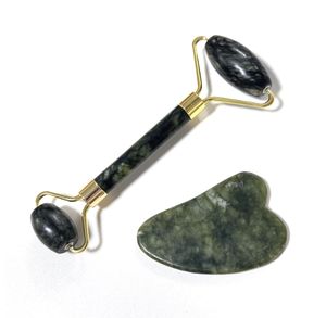 หินหยกกัวชาและโรลเลอร์สีเขียวของขวัญเครื่องมือความงามโรงงานจีน - Product Image 1