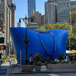 Puf de frijol inflable grande azul con <span class=keywords><strong>descuento</strong></span>, bolsa azul grande hinchable con impresión de <span class=keywords><strong>código</strong></span> QR para publicidad - Product Image 1