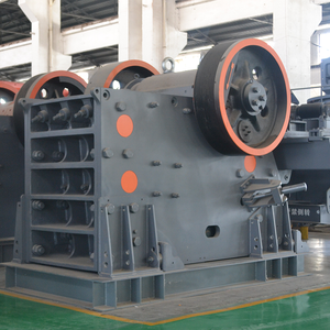 Concasseur à mâchoires série SC de YINGKE, vente directe d'usine, capacité maximale de 15 à 500 t/h, <span class=keywords><strong>moteur</strong></span> AC pour l'exploitation minière, la concassage de pierres de carrière, le concassage de minerai de fer - Product Image 4