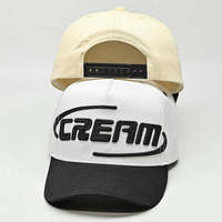 Casquette de baseball rétro personnalisée brodée en cinq parties, fabriquée en tissu sergé de coton et en daim, avec une visière inférieure incurvée