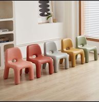 Table et chaise en plastique pour enfants, pour la crèche, la salle de jeux, la chambre à coucher