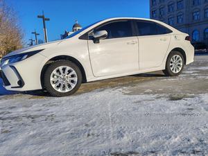 Toyota <span class=keywords><strong>Corolla</strong></span> 12T <span class=keywords><strong>Sport</strong></span> CVT Sedán <span class=keywords><strong>2021</strong></span> de Segunda Mano, Equipamiento Completo, Asientos Calefactables, 17000 km - Product Image 5