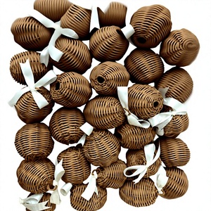 Artesanía de ratán vietnamita puramente hecha a mano para conjuntos de decoración ecológicos para el hogar de 99 Gold Data Co. - Product Image 1