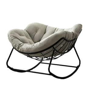 घर के रॉकिंग चेयर रहने वाले कमरे के बेडरूम की बालकनी में आलसी सोफा सो रही है - Product Image 2