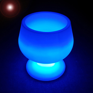 Vente en gros en usine de Rigeba Batterie d'éclairage à LED Seau à glace pour le vin Lumière brillante pour les événements de fête en club - Product Image 3