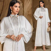 BA5112 Élégant Blanc Deux Pièces Ensemble Robe Perlée Cousue À La Main Robe Arabe Moyen-Orient Caftan Commerce Extérieur Abaya pour l'Aïd