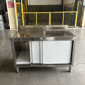 Victory Évier en acier inoxydable simple avec Offre Spéciale d'armoire pour fournitures d'hôtel et de restaurant - Product Image 1