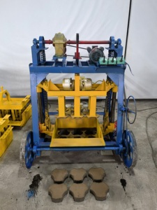 Nhà Sản Xuất Giảm Giá Bê Tông Di Động Gạch Làm Máy Móc Tự Động Hollow Cỏ Trồng Xi Măng Khối Gạch Máy Làm - Product Image 5