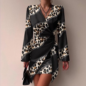 Elegante Vestido Midi Asimétrico con Cuello en V, Manga Larga, Estampado Digital, Vestido Casual de Moda, Cintura Natural, Lavable - Product Image 1