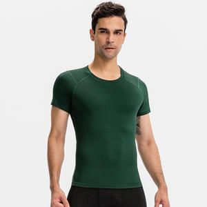 Top de gimnasio personalizado para hombre, chándal de manga corta de 160gsm, alto estiramiento, que absorbe el sudor, 85% poliéster, 15% Spandex, patrón de estampado - Product Image 2
