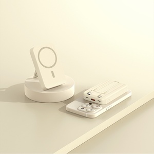 Magnetic Fast Wireless Charging Power Bank High Capacity <b>USB</b> C 10000mAh Fast Charging Portable Charger Power Bank 10000mAh - Product Image 6