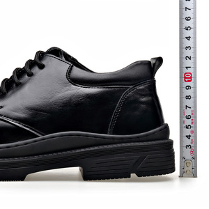 Zapatos de invierno para hombre, forrados de lana, de cuero, impermeables, antideslizantes, con suela gruesa, informales, para personas de mediana edad y mayores. - Product Image 3