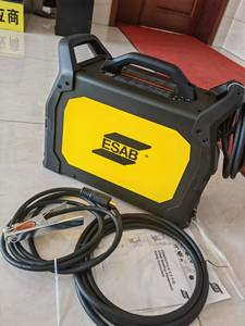 <span class=keywords><strong>ESAB</strong></span> Rogue ET 230iP AC/DC – Nouvelle machine à souder à l'arc et découpeur plasma portable à onduleur <span class=keywords><strong>200A</strong></span> - Product Image 5