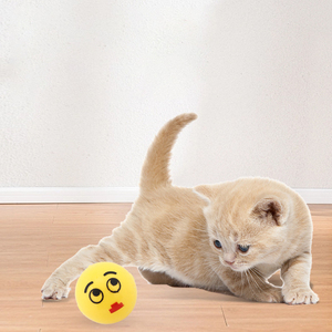 Bola de sonrisa de expresión linda de plástico dentro de la campana persiguiendo la bola de juguete interactiva para gatos - Product Image 4