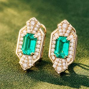 Pendientes de Lujo de Diseño con Gemas Cultivadas en Laboratorio con Corte Esmeralda en Oro Amarillo de 18K, 14K y 10K Hechos a Mano, Estilo Vintage para Mujer para Fiestas - Product Image 3