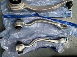 Juego de brazos de control de suspensión para <span class=keywords><strong>Mercedes</strong></span> W212 Kit de brazos de control delantero para <span class=keywords><strong>Mercedes</strong></span>-<span class=keywords><strong>Benz</strong></span> E180 E200 E260 E300 - Product Image 6