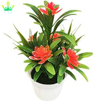 Fleur de Lotus en Plastique Artificielle Bonsaï en Pot Plantes de Bureau Ornement de Maison Décoration de Table de Bureau de Chambre à Domicile