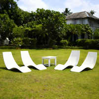Chaise longue de piscine en FRP imperméable, services de découpe et de pliage - Résistante aux UV, résistante à la corrosion, ergonomique, en forme de S, longue durée