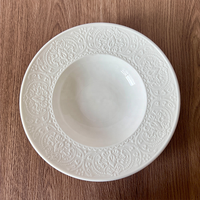 Nouvelle Assiette en Porcelaine de Luxe Moderne en Céramique, Motif Floral en Relief, 6/7/8/9/10/11 Pouces, pour Fruits et Desserts, Idéale pour Mariages et Cadeaux