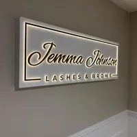 Letrero de Acrílico 3D con Retroiluminación LED Personalizado para Salón de Belleza, Letrero Metálico para Hospital y Tienda, Publicidad Direccional y Decoración Luminosa