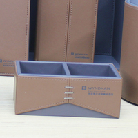 Ensemble d'accessoires d'hôtel en bois personnalisé de haute qualité au design moderne et simple pour chambre d'hôtel 5 étoiles, chambre d'hôtes, usage quotidien, couleur personnalisée