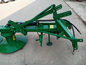 China agricultura nueva gran oferta Tractor Pto Power <span class=keywords><strong>3</strong></span> puntos colgante cortacésped corte hierba rueda césped cortacésped - Product Image 2