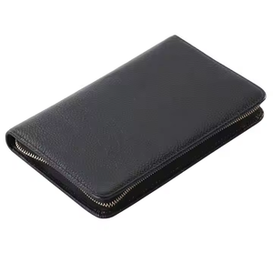 Accesorios de viaje personalizados Luxury Protege Passeport Pasaportes Funda para pasaporte Titular No hay comentarios aún - Product Image 1