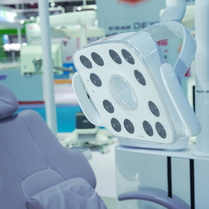 Bondent Top di lusso sedia dentale mano sinistra-destra operare Sillon unità dentale ospedale privato sedia dentale Set completo CE certificata