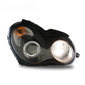 2000-2007 para <span class=keywords><strong>Mercedes</strong></span>-Benz <span class=keywords><strong>Clase</strong></span> <span class=keywords><strong>C</strong></span> W203 Faros delanteros Luces de circulación diurna LED modificadas y montaje de faros intermitentes - Product Image 3