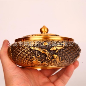 Ceniceros de latón puro para uso doméstico, sala de estar, hotel, mesa de té, mesa de café y escritorio del jefe - Ceniceros de cobre de alta gama. - Product Image 4